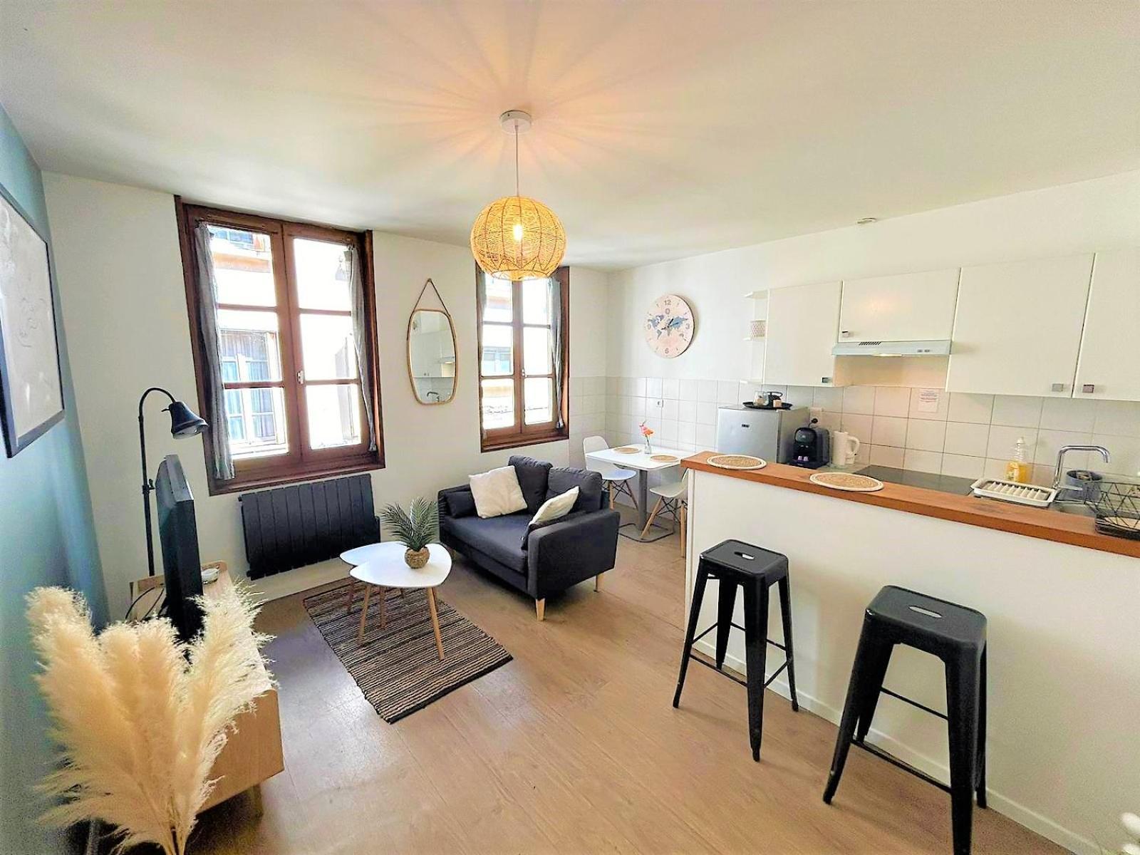 רודז Appartement A 150 M De La Cathedrale מראה חיצוני תמונה